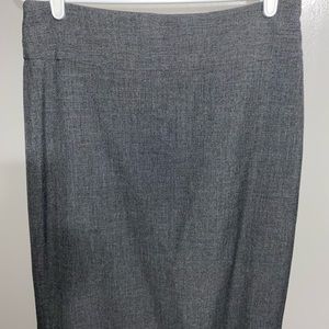 Slim line skirt